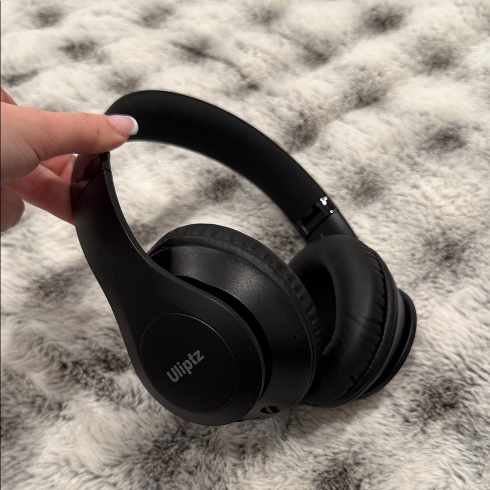 VIP Sleek Black Over-Ear Headphones